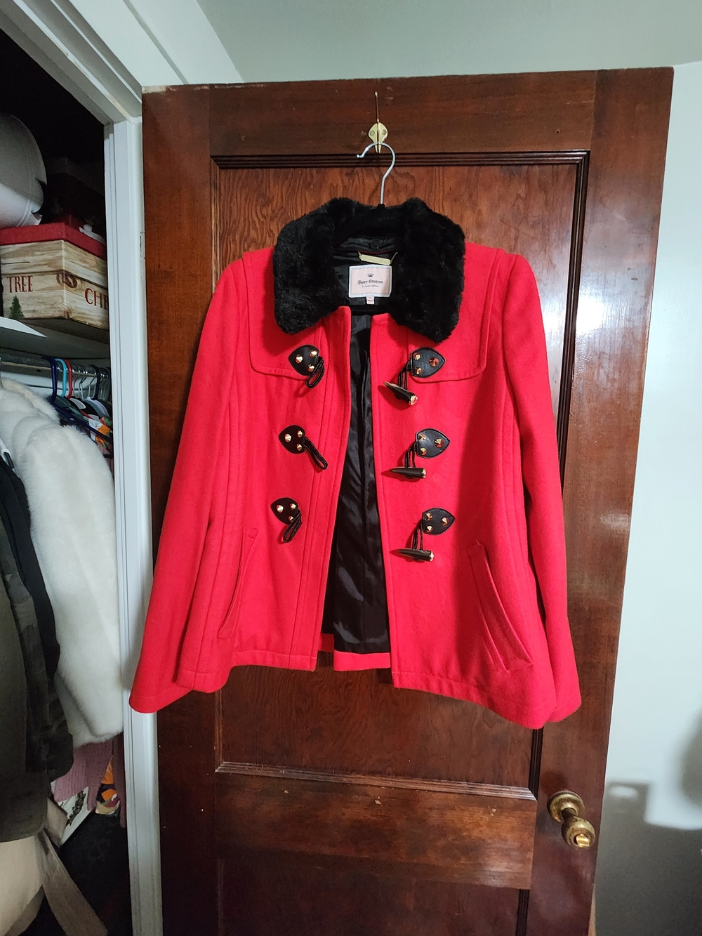 Juicy Couture Red Wool Blend Toggle Coat w/ Faux Fur Collar - Size M (Like New)